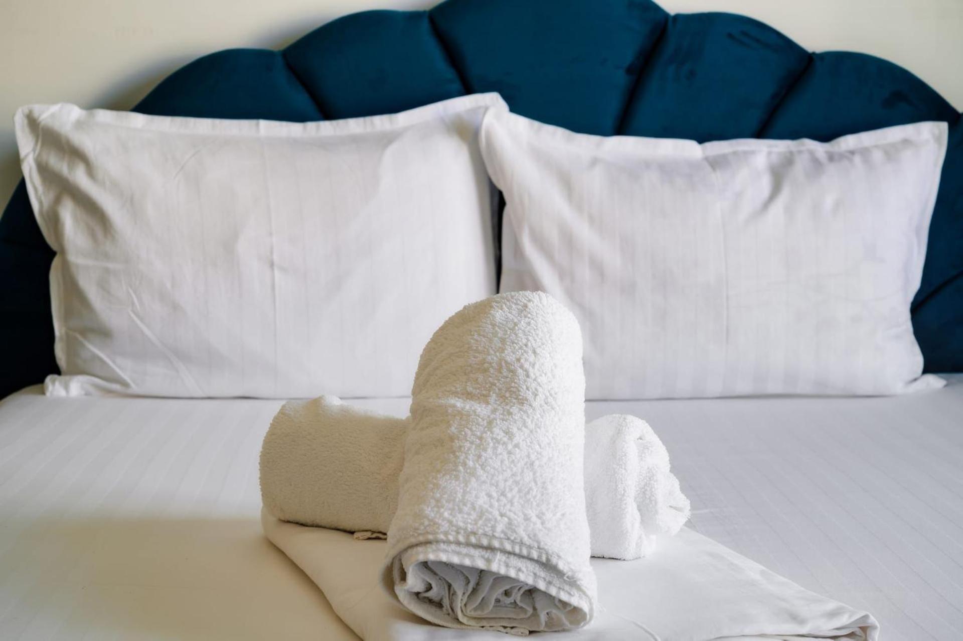 Luxury Suite Alezzi Beach Apartment Piscina Incalzita Sauna Jacuzzi Parking Năvodari Buitenkant foto
