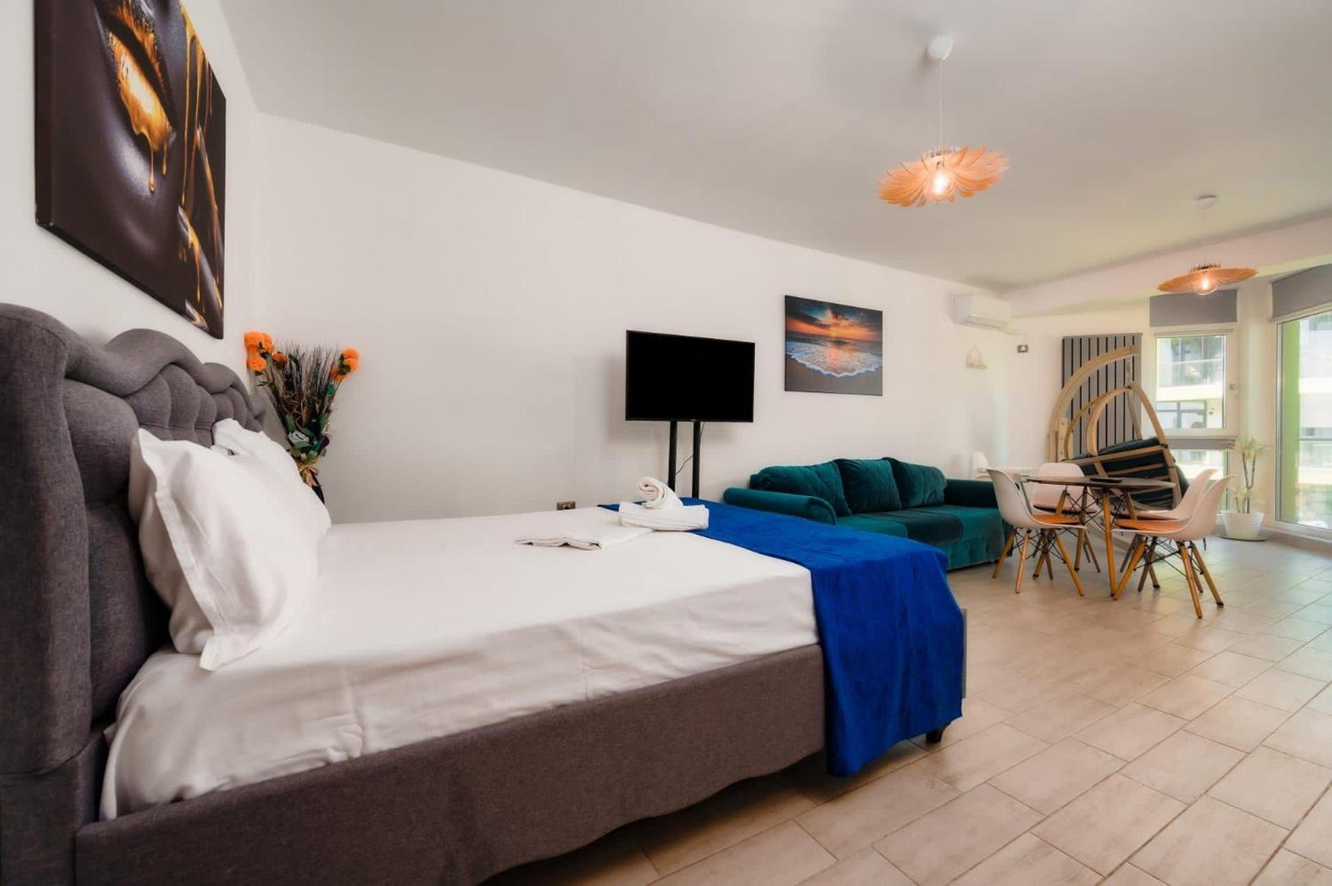 Luxury Suite Alezzi Beach Apartment Piscina Incalzita Sauna Jacuzzi Parking Năvodari Buitenkant foto